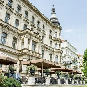Le Palais Art Прага